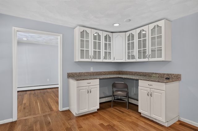 4 Quail Run Rd, Wilmington, MA 01887