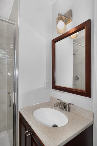 4 Quail Run Rd, Wilmington, MA 01887