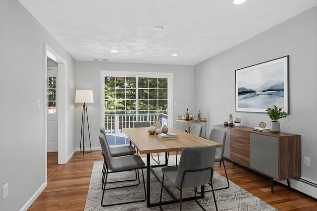4 Quail Run Rd, Wilmington, MA 01887