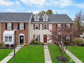 39 Goodwin Drive, North Brunswick, NJ 08902