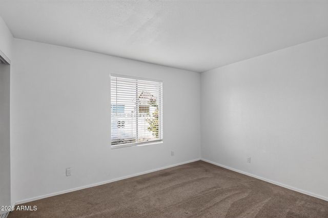2132 W GLENROSA Avenue A80, Phoenix, AZ 85015