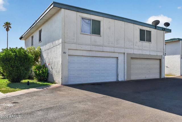 2132 W GLENROSA Avenue A80, Phoenix, AZ 85015