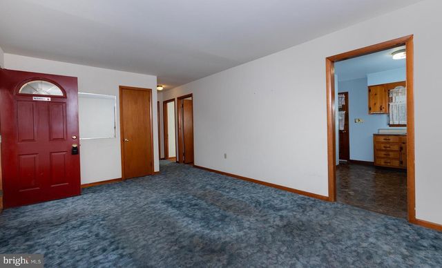 41 SHIRLEY DR, Middletown, PA 17057