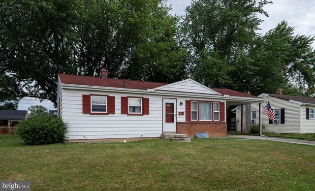 41 SHIRLEY DR, Middletown, PA 17057