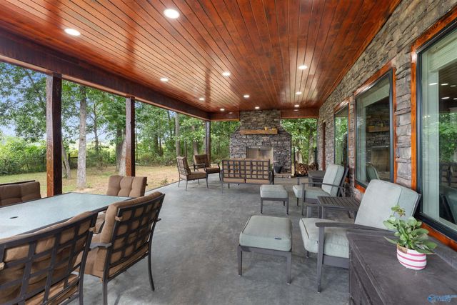 150 County Road 1034, Rainsville, AL 35986