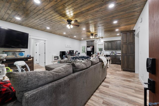 150 County Road 1034, Rainsville, AL 35986