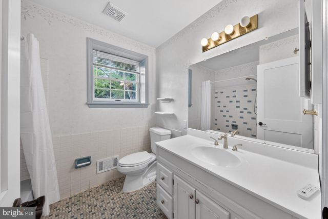 1020 JEFFREY RD, Wilmington, DE 19810