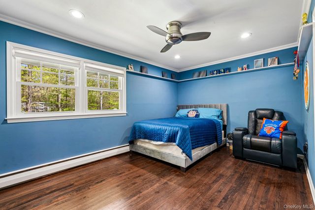 10 Little Brook Lane, New City, NY 10956