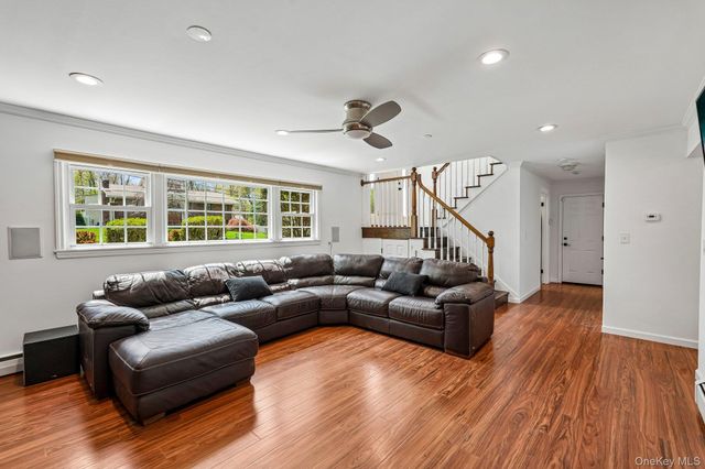10 Little Brook Lane, New City, NY 10956
