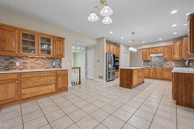 6462 Bayfield Drive, Kalamazoo, MI 49009