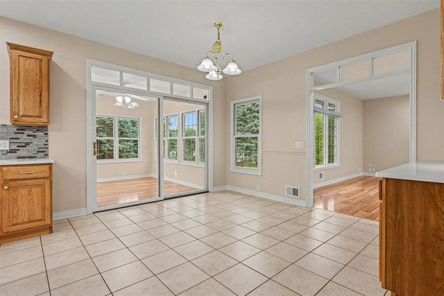 6462 Bayfield Drive, Kalamazoo, MI 49009