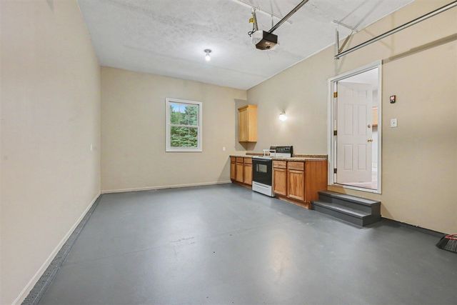 6462 Bayfield Drive, Kalamazoo, MI 49009