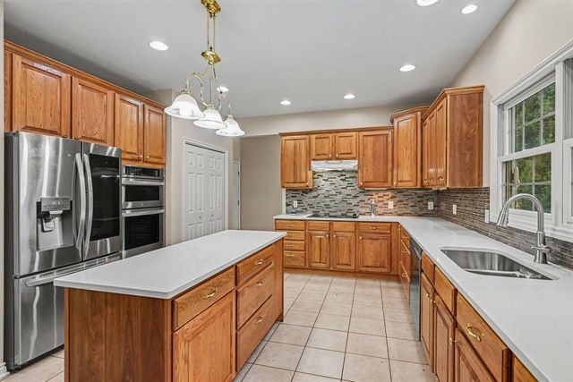 6462 Bayfield Drive, Kalamazoo, MI 49009