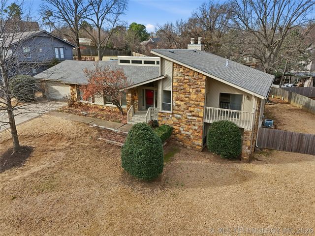 6212 S SANDUSKY Avenue, Tulsa, OK 74136