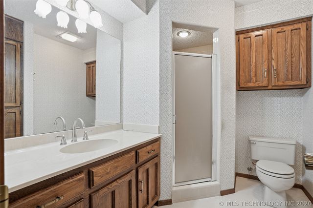 6212 S SANDUSKY Avenue, Tulsa, OK 74136