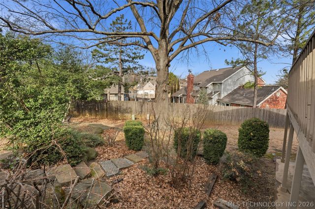 6212 S SANDUSKY Avenue, Tulsa, OK 74136