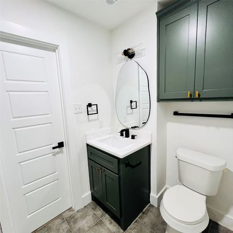 1601 Juneau Street, Grand Prairie, TX 75050