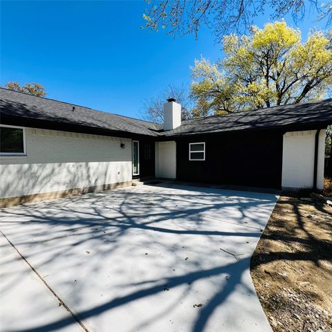 1601 Juneau Street, Grand Prairie, TX 75050