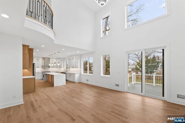 508 Mountain Avenue, Twp Of Washington, NJ 07676