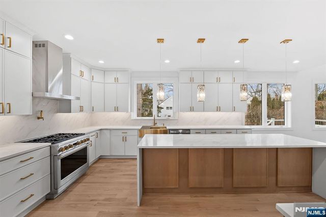 508 Mountain Avenue, Twp Of Washington, NJ 07676