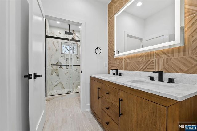 508 Mountain Avenue, Twp Of Washington, NJ 07676