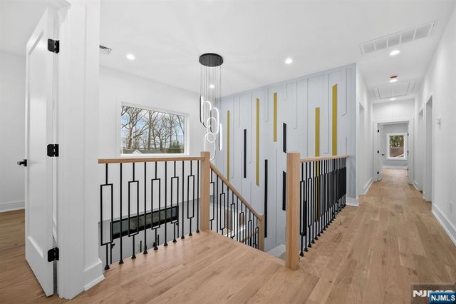 508 Mountain Avenue, Twp Of Washington, NJ 07676