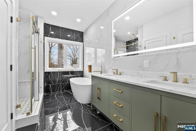 508 Mountain Avenue, Twp Of Washington, NJ 07676