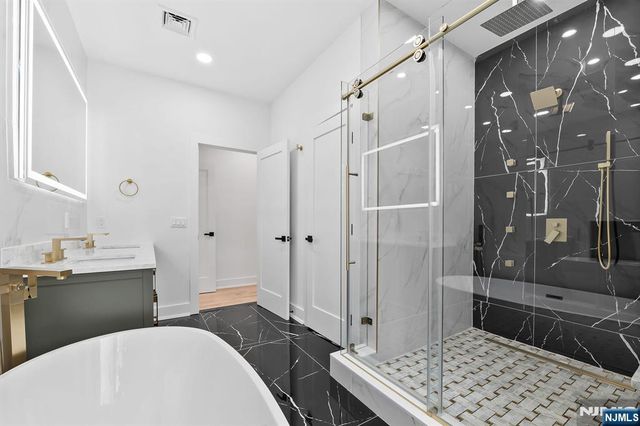 508 Mountain Avenue, Twp Of Washington, NJ 07676