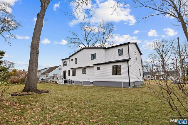 508 Mountain Avenue, Twp Of Washington, NJ 07676