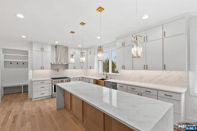 508 Mountain Avenue, Twp Of Washington, NJ 07676