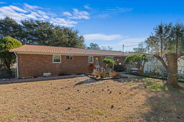 3422 Longwood Ln., Conway, SC 29527