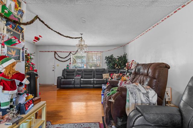 3422 Longwood Ln., Conway, SC 29527