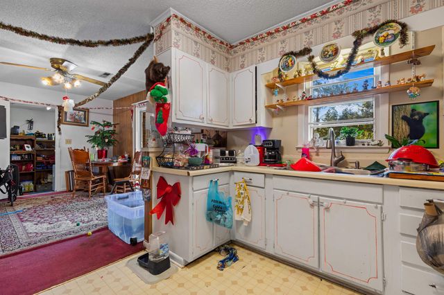 3422 Longwood Ln., Conway, SC 29527