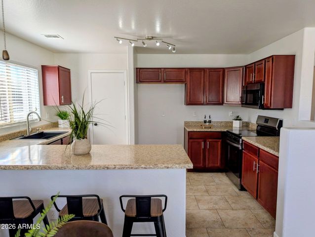 23671 W WAYLAND Drive, Buckeye, AZ 85326