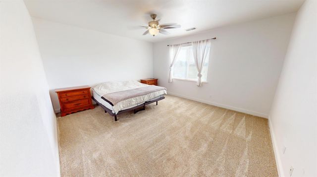 1051 N Coventry Avenue, Clovis, CA 93611