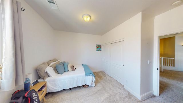 1051 N Coventry Avenue, Clovis, CA 93611