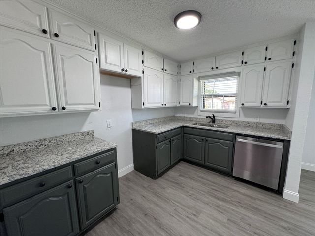 2608 Roseland Street, Fort Worth, TX 76103