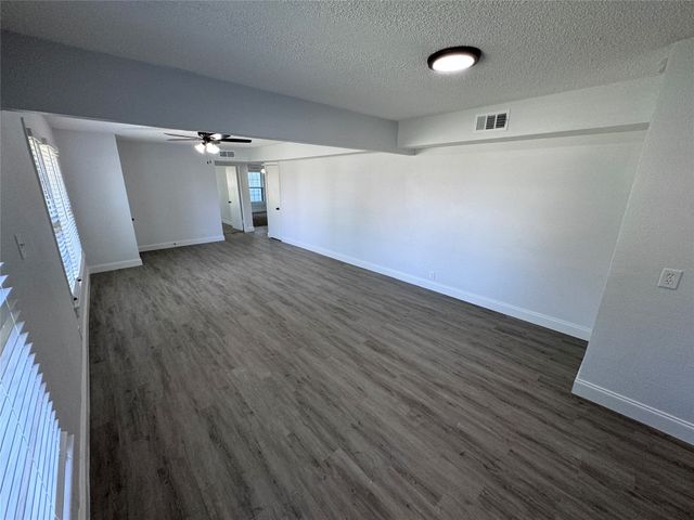 2608 Roseland Street, Fort Worth, TX 76103