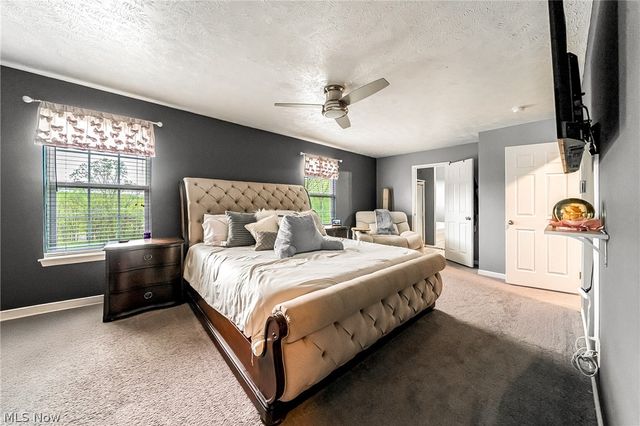 6382 Stonehaven Lane, Bedford Heights, OH 44146