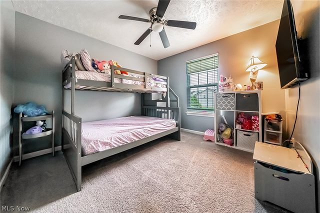6382 Stonehaven Lane, Bedford Heights, OH 44146