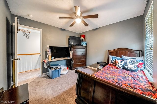 6382 Stonehaven Lane, Bedford Heights, OH 44146