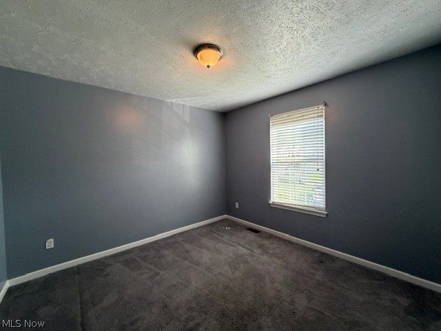 6382 Stonehaven Lane, Bedford Heights, OH 44146