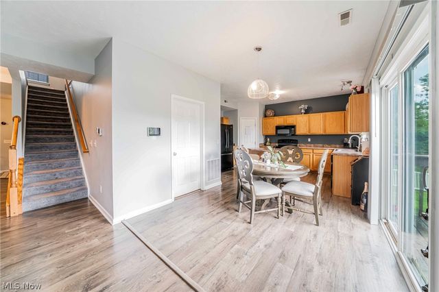 6382 Stonehaven Lane, Bedford Heights, OH 44146