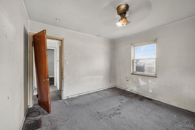 364 Ingram Road, Greenhills, OH 45218