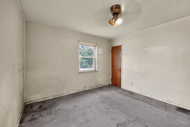 364 Ingram Road, Greenhills, OH 45218