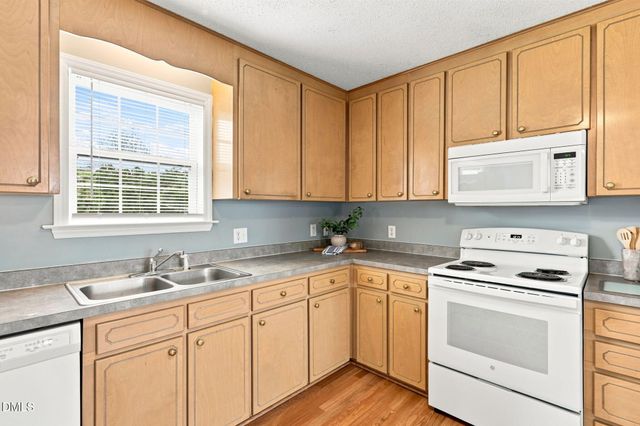 1312 Greenbranch Lane, Raleigh, NC 27603