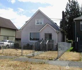 152 Karr Avenue, Hoquiam, WA 98550