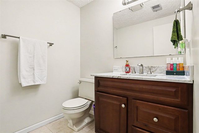 24108 Oak Lane, Mattawan, MI 49071