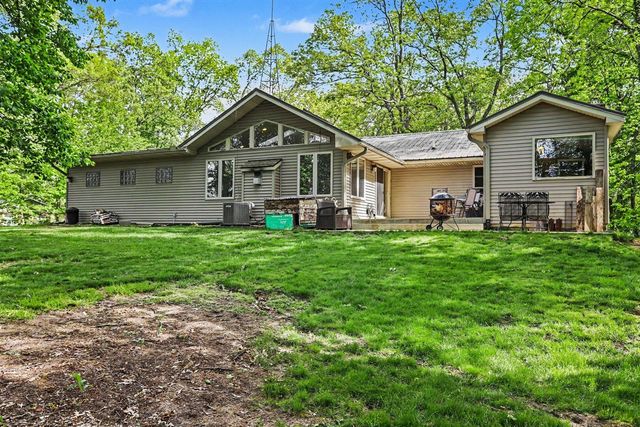 24108 Oak Lane, Mattawan, MI 49071