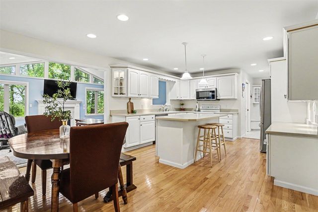 24108 Oak Lane, Mattawan, MI 49071